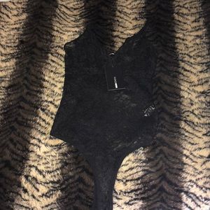 Lace bodysuit (NWT)